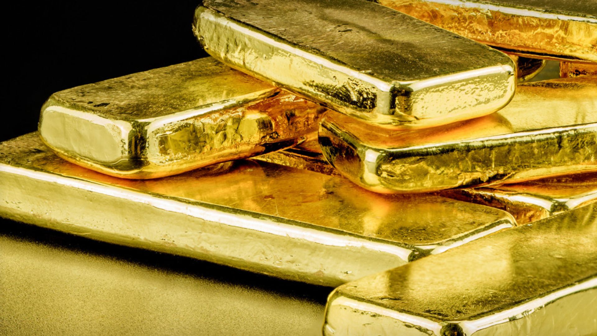 Gold and Silver rate in february slightly declined today ಚನನ