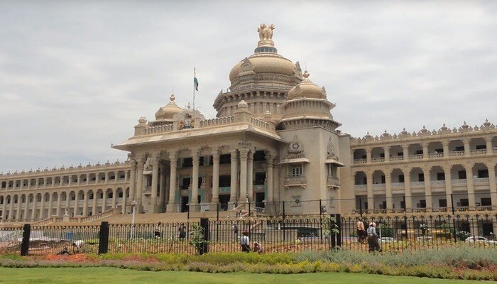 ಬಜೆಟ್ ನಲ್ಲಿ ಉತ್ತರ ಕರ್ನಾಟಕ ನಿರ್ಲಕ್ಷ್ಯ,ಹೆಚ್ಚಿದ ಪ್ರತ್ಯೇಕ ರಾಜ್ಯದ ಕೂಗು ಬಜೆಟ್ ನಲ್ಲಿ ಉತ್ತರ ಕರ್ನಾಟಕ ನಿರ್ಲಕ್ಷ್ಯ,ಹೆಚ್ಚಿದ ಪ್ರತ್ಯೇಕ ರಾಜ್ಯದ ಕೂಗು