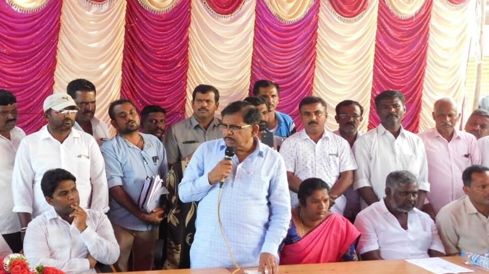 ಉದ್ಯೋಗದಲ್ಲಿ ಸ್ಥಳೀಯರಿಗೆ ಆದ್ಯತೆ; ಉಪಮುಖ್ಯಮಂತ್ರಿ ಭರವಸೆ ಉದ್ಯೋಗದಲ್ಲಿ ಸ್ಥಳೀಯರಿಗೆ ಆದ್ಯತೆ; ಉಪಮುಖ್ಯಮಂತ್ರಿ ಭರವಸೆ