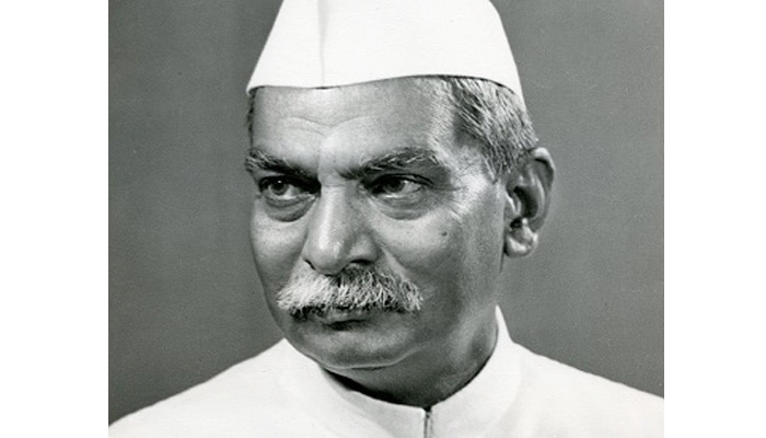 ಇಂದು ದೇಶದ ಮೊದಲ ರಾಷ್ಟ್ರಪತಿ ರಾಜೇಂದ್ರ ಪ್ರಸಾದ್ ಜಯಂತಿ...ಅವರ ಬಗ್ಗೆ ನಿಮಗೆಷ್ಟು ಗೊತ್ತು? ಇಂದು ದೇಶದ ಮೊದಲ ರಾಷ್ಟ್ರಪತಿ ರಾಜೇಂದ್ರ ಪ್ರಸಾದ್ ಜಯಂತಿ...ಅವರ ಬಗ್ಗೆ ನಿಮಗೆಷ್ಟು ಗೊತ್ತು?