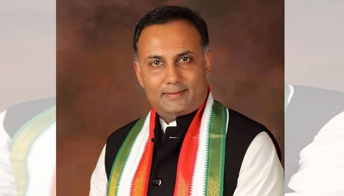 ಸುಮಲತಾ ಪರ ಕಾಂಗ್ರೆಸ್ ಧ್ವಜ ಹಿಡಿದರೆ ಶಿಸ್ತು ಕ್ರಮ: ದಿನೇಶ್ ಗುಂಡೂರಾವ್ ಎಚ್ಚರಿಕೆ ಸುಮಲತಾ ಪರ ಕಾಂಗ್ರೆಸ್ ಧ್ವಜ ಹಿಡಿದರೆ ಶಿಸ್ತು ಕ್ರಮ: ದಿನೇಶ್ ಗುಂಡೂರಾವ್ ಎಚ್ಚರಿಕೆ