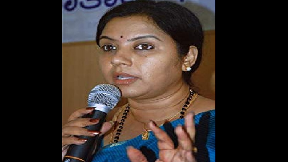 ನಿಖಿಲ್ ಎಲ್ಲಿದ್ದೀಯಪ್ಪಾ? ಅಂತ ಸಿನಿಮಾ ಮಾಡಿದ್ರೆ ನಟಿಸಲು ರೆಡಿ: ತಾರಾ ನಿಖಿಲ್ ಎಲ್ಲಿದ್ದೀಯಪ್ಪಾ? ಅಂತ ಸಿನಿಮಾ ಮಾಡಿದ್ರೆ ನಟಿಸಲು ರೆಡಿ: ತಾರಾ