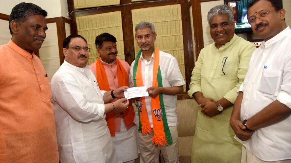 ವಿದೇಶಾಂಗ ಸಚಿವ ಎಸ್.ಜೈಶಂಕರ್ ಅಧಿಕೃತವಾಗಿ ಬಿಜೆಪಿಗೆ ಸೇರ್ಪಡೆ ವಿದೇಶಾಂಗ ಸಚಿವ ಎಸ್.ಜೈಶಂಕರ್ ಅಧಿಕೃತವಾಗಿ ಬಿಜೆಪಿಗೆ ಸೇರ್ಪಡೆ