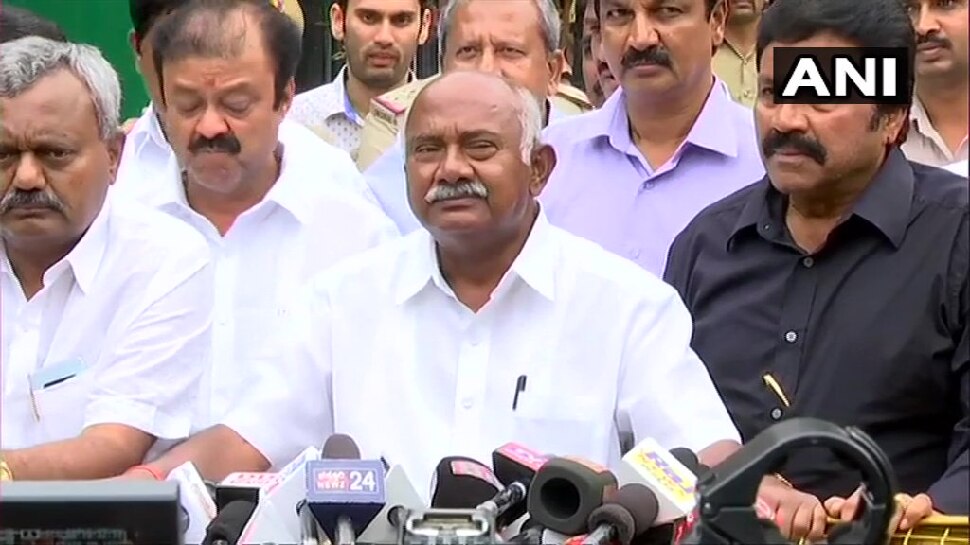 ಜನರ ನಿರೀಕ್ಷೆಗಳನ್ನು ಈಡೇರಿಸುವಲ್ಲಿ ಸಮ್ಮಿಶ್ರ ಸರ್ಕಾರದ ವೈಫಲ್ಯ ಖಂಡಿಸಿ ರಾಜೀನಾಮೆ: ಹೆಚ್.ವಿಶ್ವನಾಥ್ ಜನರ ನಿರೀಕ್ಷೆಗಳನ್ನು ಈಡೇರಿಸುವಲ್ಲಿ ಸಮ್ಮಿಶ್ರ ಸರ್ಕಾರದ ವೈಫಲ್ಯ ಖಂಡಿಸಿ ರಾಜೀನಾಮೆ: ಹೆಚ್.ವಿಶ್ವನಾಥ್
