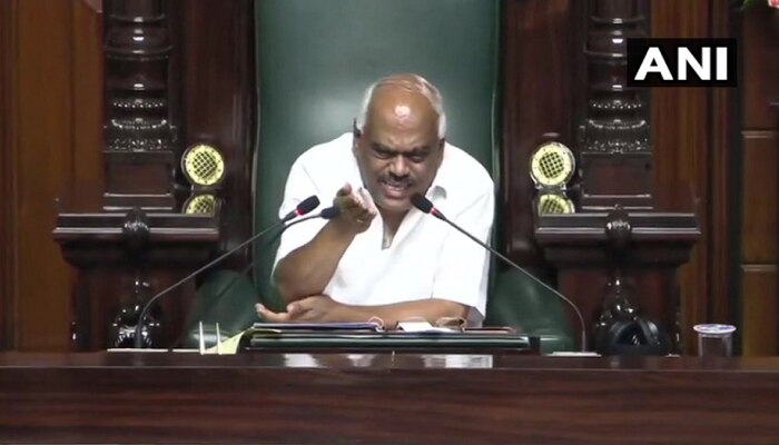 ಕರ್ 'ನಾಟಕ' ರಾಜಕೀಯ ಬಿಕ್ಕಟ್ಟು: ಇಂದೇ ವಿ'ಶ್ವಾಸ ಮತಯಾಚನೆಗೆ ಸ್ಪೀಕರ್ ಬಿಗಿಪಟ್ಟು ಕರ್ 'ನಾಟಕ' ರಾಜಕೀಯ ಬಿಕ್ಕಟ್ಟು: ಇಂದೇ ವಿ'ಶ್ವಾಸ ಮತಯಾಚನೆಗೆ ಸ್ಪೀಕರ್ ಬಿಗಿಪಟ್ಟು