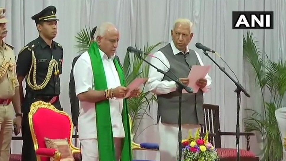 LIVE: ದೇವರ ಹೆಸರಿನಲ್ಲಿ ಕರ್ನಾಟಕದ 31ನೇ ಮುಖ್ಯಮಂತ್ರಿಯಾಗಿ ಯಡಿಯೂರಪ್ಪ ಪ್ರಮಾಣವಚನ ಸ್ವೀಕಾರ