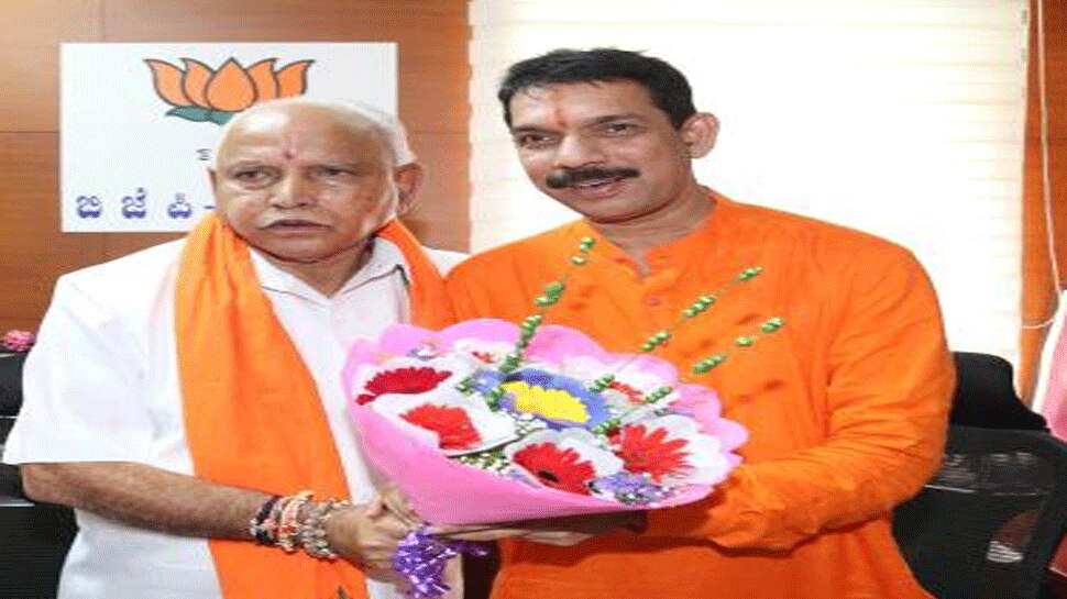 ಬಿಜೆಪಿ ರಾಜ್ಯಾಧ್ಯಕ್ಷ ಸ್ಥಾನವನ್ನು ಎಚ್ಚರಿಕೆಯಿಂದ ನಿಭಾಯಿಸುವೆ: ನಳಿನ್ ಕುಮಾರ್ ಕಟೀಲ್ ಬಿಜೆಪಿ ರಾಜ್ಯಾಧ್ಯಕ್ಷ ಸ್ಥಾನವನ್ನು ಎಚ್ಚರಿಕೆಯಿಂದ ನಿಭಾಯಿಸುವೆ: ನಳಿನ್ ಕುಮಾರ್ ಕಟೀಲ್