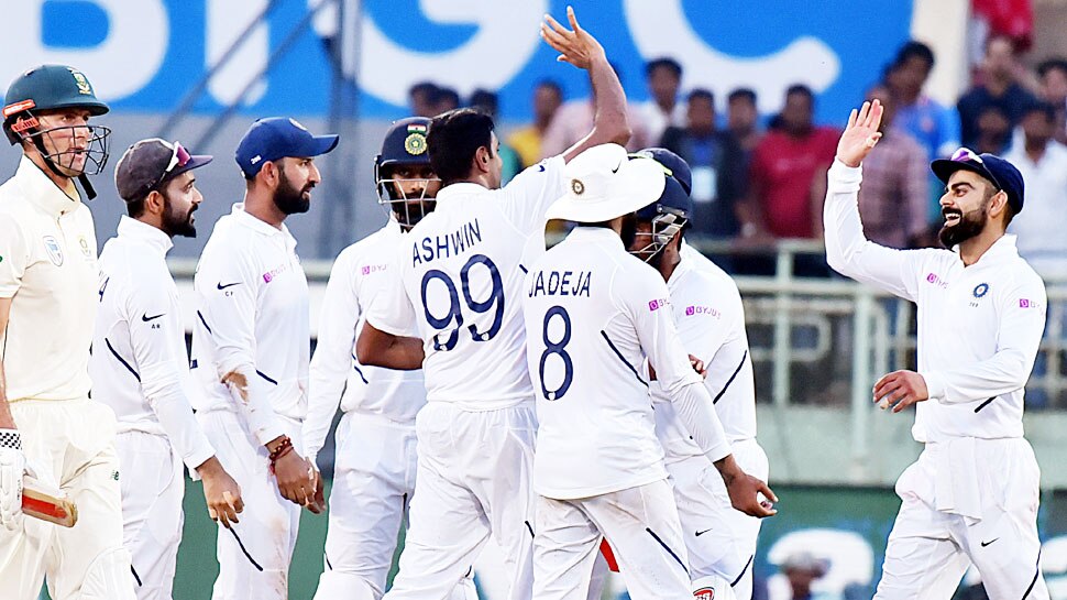 INDvsSA 2nd Test: ಸತತ 11 ದೇಶೀಯ ಸರಣಿಗಳನ್ನು ಗೆದ್ದು ವಿಶ್ವ ದಾಖಲೆ ನಿರ್ಮಿಸಿದ ಭಾರತ INDvsSA 2nd Test: ಸತತ 11 ದೇಶೀಯ ಸರಣಿಗಳನ್ನು ಗೆದ್ದು ವಿಶ್ವ ದಾಖಲೆ ನಿರ್ಮಿಸಿದ ಭಾರತ