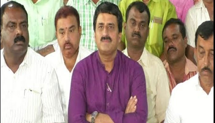 ಸಿ.ಪಿ.ಯೋಗೇಶ್ಚರ್ ಬಿಜೆಪಿ ಬಿಡುವ ಪ್ರಶ್ನೆಯೇ ಇಲ್ಲ: ಸಚಿವ ಅಶ್ವತ್ಥ್ ನಾರಾಯಣ್ ಸ್ಪಷ್ಟನೆ ಸಿ.ಪಿ.ಯೋಗೇಶ್ಚರ್ ಬಿಜೆಪಿ ಬಿಡುವ ಪ್ರಶ್ನೆಯೇ ಇಲ್ಲ: ಸಚಿವ ಅಶ್ವತ್ಥ್ ನಾರಾಯಣ್ ಸ್ಪಷ್ಟನೆ