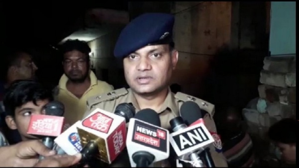 ಪತ್ನಿ, ಮಗನನ್ನು ಕೊಂದು ಪೊಲೀಸ್ ಕಾನ್ಸ್ಟೆಬಲ್ ಆತ್ಮಹತ್ಯೆ ಪತ್ನಿ, ಮಗನನ್ನು ಕೊಂದು ಪೊಲೀಸ್ ಕಾನ್ಸ್ಟೆಬಲ್ ಆತ್ಮಹತ್ಯೆ