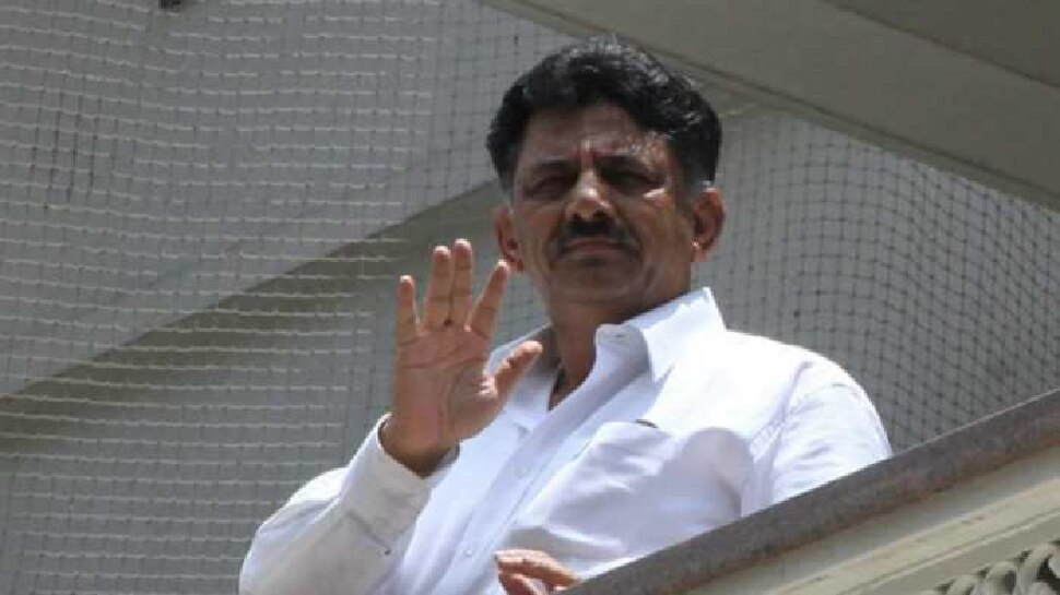 ಬಿಗ್ ನ್ಯೂಸ್: ಡಿ.ಕೆ ಶಿವಕುಮಾರ್ಗೆ ಷರತ್ತು ಬದ್ಧ ಜಾಮೀನು ಮಂಜೂರು ಬಿಗ್ ನ್ಯೂಸ್: ಡಿ.ಕೆ ಶಿವಕುಮಾರ್ಗೆ ಷರತ್ತು ಬದ್ಧ ಜಾಮೀನು ಮಂಜೂರು