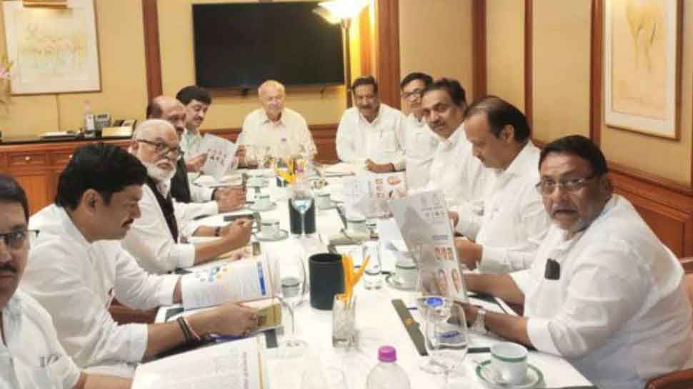 'ಮಹಾ'ಸೂತ್ರ ರಚನೆಗೆ ಕಾಂಗ್ರೆಸ್ ಮತ್ತು ಎನ್ಸಿಪಿ-ಮಹತ್ವದ ಸಭೆ 'ಮಹಾ'ಸೂತ್ರ ರಚನೆಗೆ ಕಾಂಗ್ರೆಸ್ ಮತ್ತು ಎನ್ಸಿಪಿ-ಮಹತ್ವದ ಸಭೆ