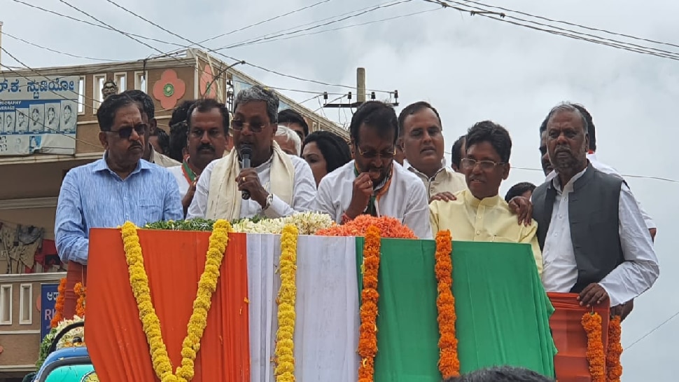 ಸಿನೆಮಾ ಕಲೆಕ್ಷನ್ ನಿಂದ ದೇಶದ ಆರ್ಥಿಕತೆ ಅಳೆಯುವ ರಾಜಕಾರಣಿಗಳನ್ನು ಬಿಜೆಪಿ ನೀಡಿದೆ -ಸಿದ್ಧರಾಮಯ್ಯ ಸಿನೆಮಾ ಕಲೆಕ್ಷನ್ ನಿಂದ ದೇಶದ ಆರ್ಥಿಕತೆ ಅಳೆಯುವ ರಾಜಕಾರಣಿಗಳನ್ನು ಬಿಜೆಪಿ ನೀಡಿದೆ -ಸಿದ್ಧರಾಮಯ್ಯ