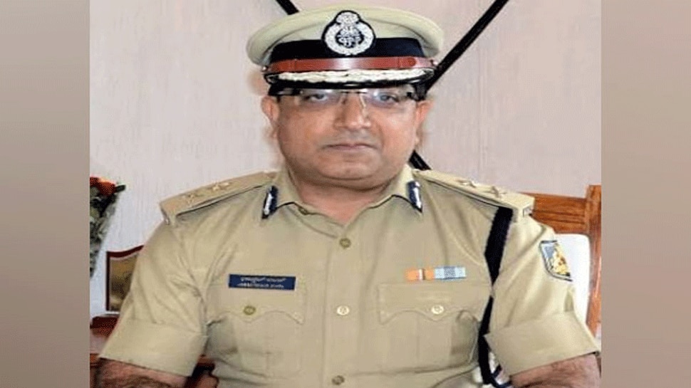 ನಿಮ್ಮ ಸುರಕ್ಷತೆ ನಮ್ಮ ಆದ್ಯತೆ; ಮಹಿಳೆಯರಿಗೆ ಬೆಂಗಳೂರು ಪೊಲೀಸರ ಭರವಸೆ ನಿಮ್ಮ ಸುರಕ್ಷತೆ ನಮ್ಮ ಆದ್ಯತೆ; ಮಹಿಳೆಯರಿಗೆ ಬೆಂಗಳೂರು ಪೊಲೀಸರ ಭರವಸೆ
