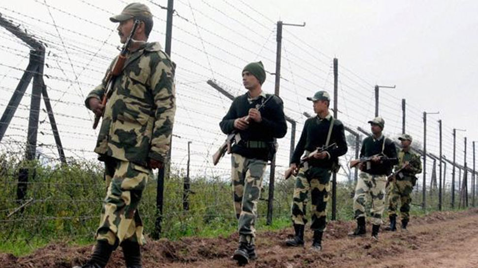 BSF ಯೋಧರಿಗೆ ಹೊಸ ಮಾರ್ಗಸೂಚಿ; 'ಈ 42 ಅಪ್ಲಿಕೇಶನ್ ಬಳಸುವಾಗ ಎಚ್ಚರ' BSF ಯೋಧರಿಗೆ ಹೊಸ ಮಾರ್ಗಸೂಚಿ; 'ಈ 42 ಅಪ್ಲಿಕೇಶನ್ ಬಳಸುವಾಗ ಎಚ್ಚರ'