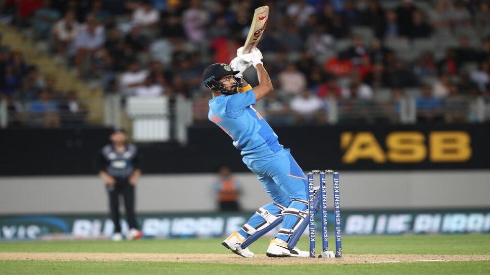 New Zealand vs India 2nd T20I: ಮತ್ತೆ ಮಿಂಚಿದ ಕೆ.ಎಲ್.ರಾಹುಲ್, ಸುಲಭ ತುತ್ತಾದ ಕೀವಿಸ್ ಪಡೆ New Zealand vs India 2nd T20I: ಮತ್ತೆ ಮಿಂಚಿದ ಕೆ.ಎಲ್.ರಾಹುಲ್, ಸುಲಭ ತುತ್ತಾದ ಕೀವಿಸ್ ಪಡೆ