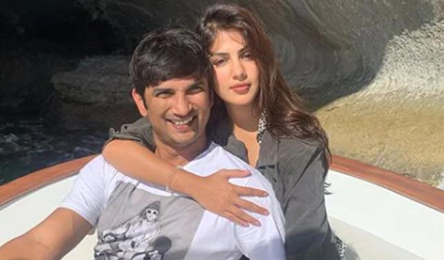 BREAKING NEWS: Sushant Singh Rajput ಪ್ರಕರಣದಲ್ಲಿ ಇದೇ ಮೊದಲ ಬಾರಿಗೆ ಹೇಳಿಕೆ ನೀಡಿದ ರಿಯಾ ಚಕ್ರವರ್ತಿ BREAKING NEWS: Sushant Singh Rajput ಪ್ರಕರಣದಲ್ಲಿ ಇದೇ ಮೊದಲ ಬಾರಿಗೆ ಹೇಳಿಕೆ ನೀಡಿದ ರಿಯಾ ಚಕ್ರವರ್ತಿ