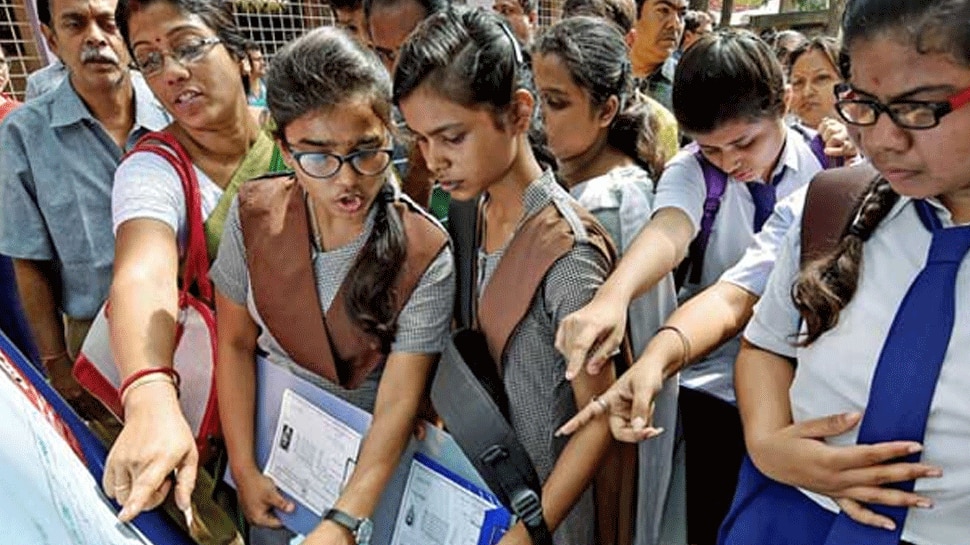 ಆ. 10ಕ್ಕೆ SSLC ಫಲಿತಾಂಶ: ಗೊಂದಲಕ್ಕೆ ತೆರೆ ಎಳೆದ ರಾಜ್ಯ ಸರ್ಕಾರ ಆ. 10ಕ್ಕೆ SSLC ಫಲಿತಾಂಶ: ಗೊಂದಲಕ್ಕೆ ತೆರೆ ಎಳೆದ ರಾಜ್ಯ ಸರ್ಕಾರ