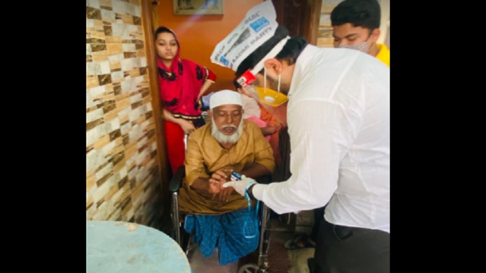 ಕೊರೋನಾ ನಿಯಂತ್ರಿಸಲು ಸರ್ಕಾರ ವಿಫಲ: ಸರ್ಕಾರದ ವಿರುದ್ದ ಆಮ್ ಆದ್ಮಿ ಪಕ್ಷದ ವಿನೂತನ ಪ್ರತಿಭಟನೆ