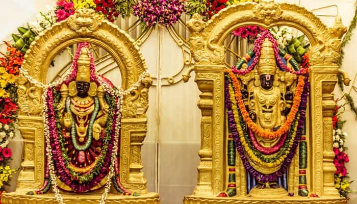 Temple At Home: ಮನೆಯಲ್ಲಿ ದೇವರ ಕೋಣೆಯ ಕುರಿತಾದ ಈ ಸಂಗತಿಗಳ ವಿಶೇಷ ಕಾಳಜಿ ವಹಿಸಿ Temple At Home: ಮನೆಯಲ್ಲಿ ದೇವರ ಕೋಣೆಯ ಕುರಿತಾದ ಈ ಸಂಗತಿಗಳ ವಿಶೇಷ ಕಾಳಜಿ ವಹಿಸಿ