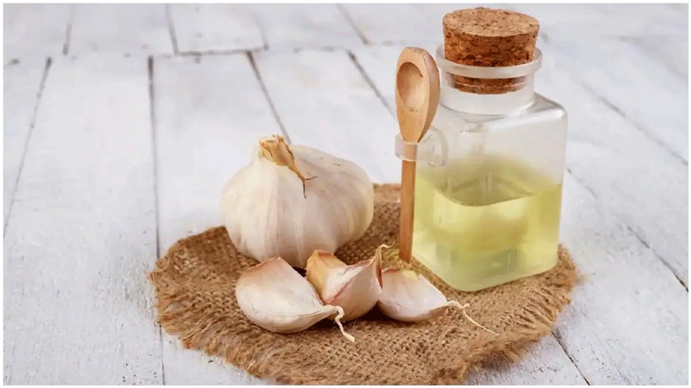 Garlic Juice Benefits Garlic helps you get rid of many diseases