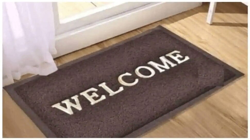 Vastu Tips Keep this one thing under the Door mat of the house to open