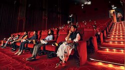 Movie Tickets Offers: ಅಗ್ಗದ ದರದಲ್ಲಿ ಸಿನಿಮಾ ನೋಡುವ ಅವಕಾಶ! ಈ ಬ್ಯಾಂಕ್ ನೀಡುತ್ತಿದೆ 50% ರಿಯಾಯಿತಿ 