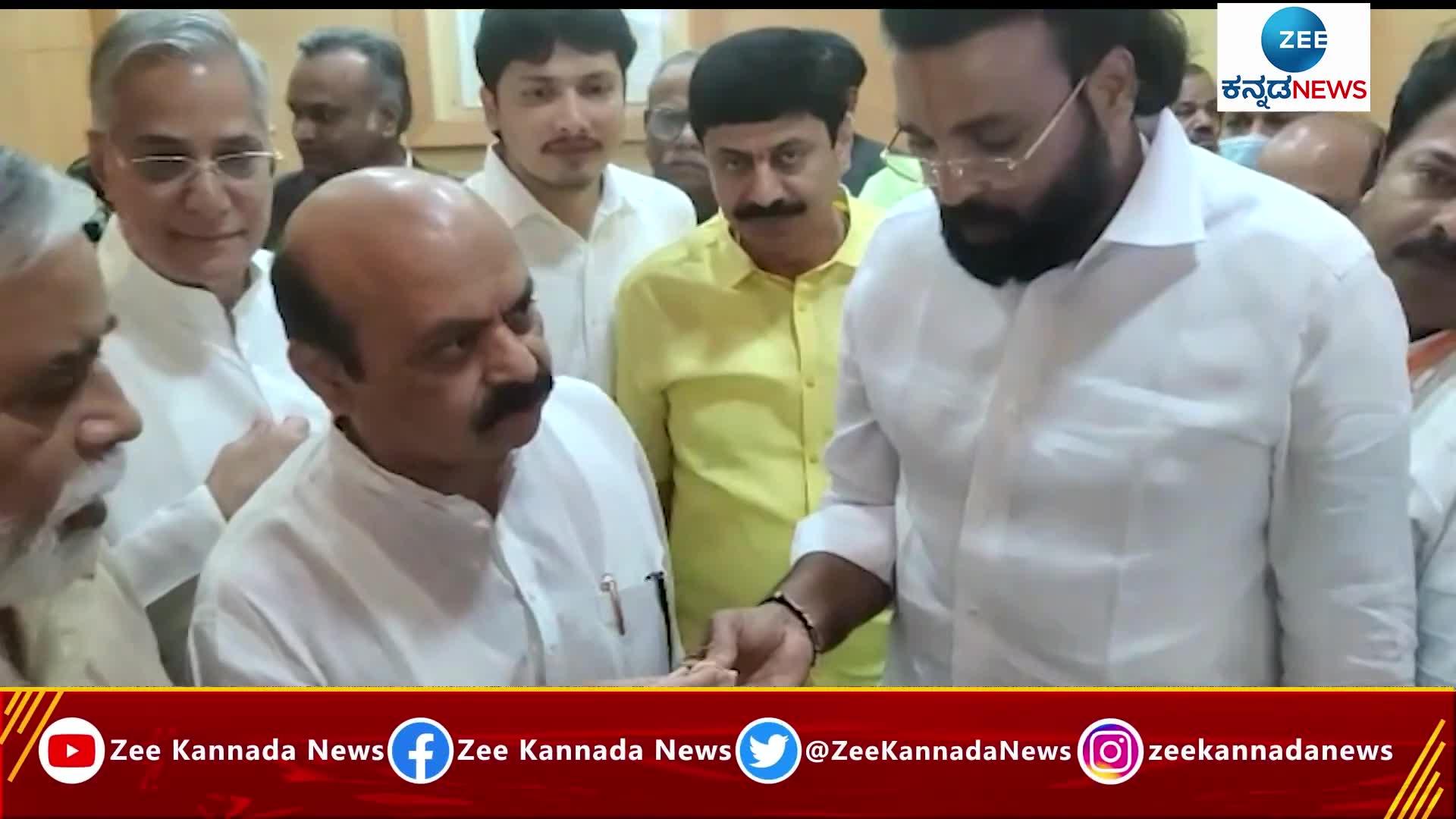 Karnataka BJP Leaders Celebration 