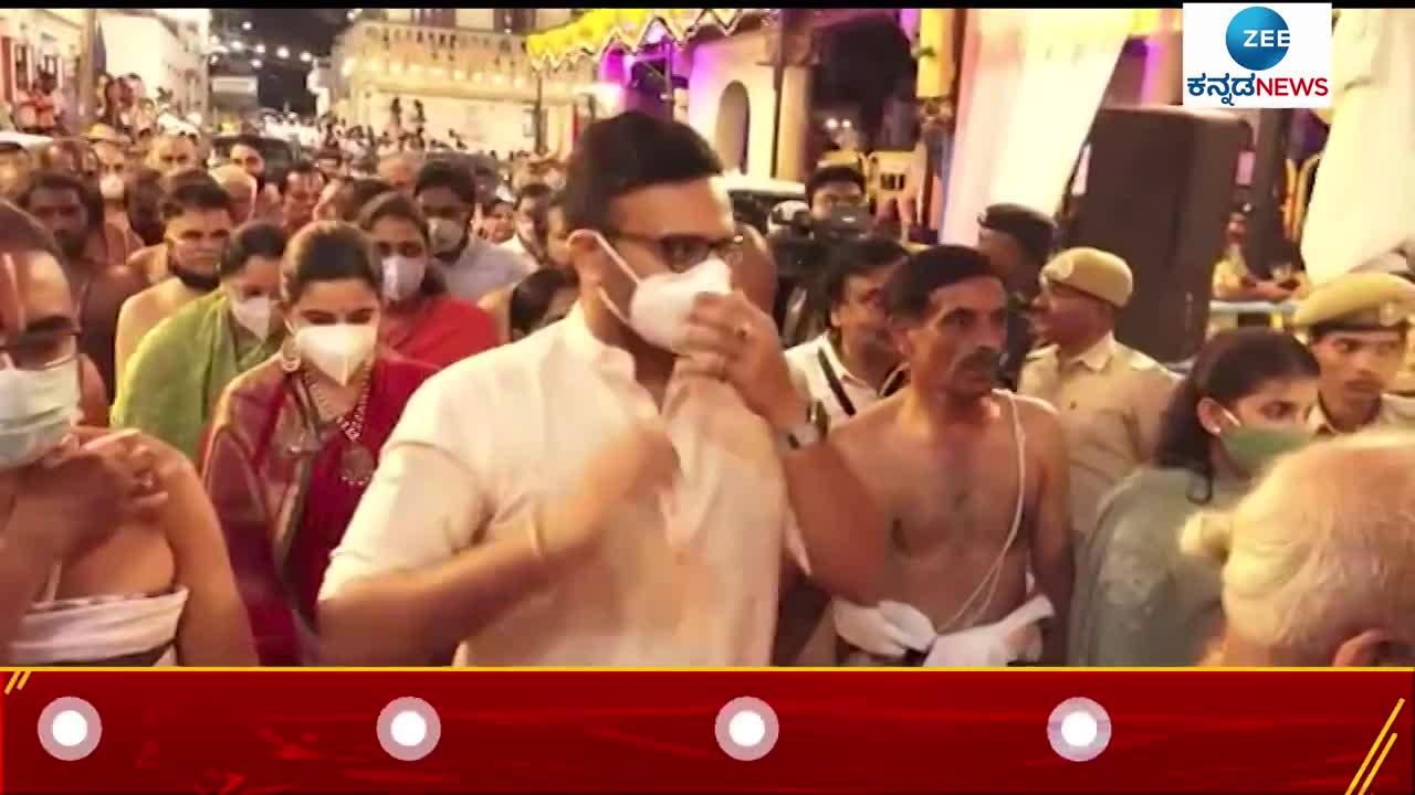  Mysore maharaja in vairamudi utsav