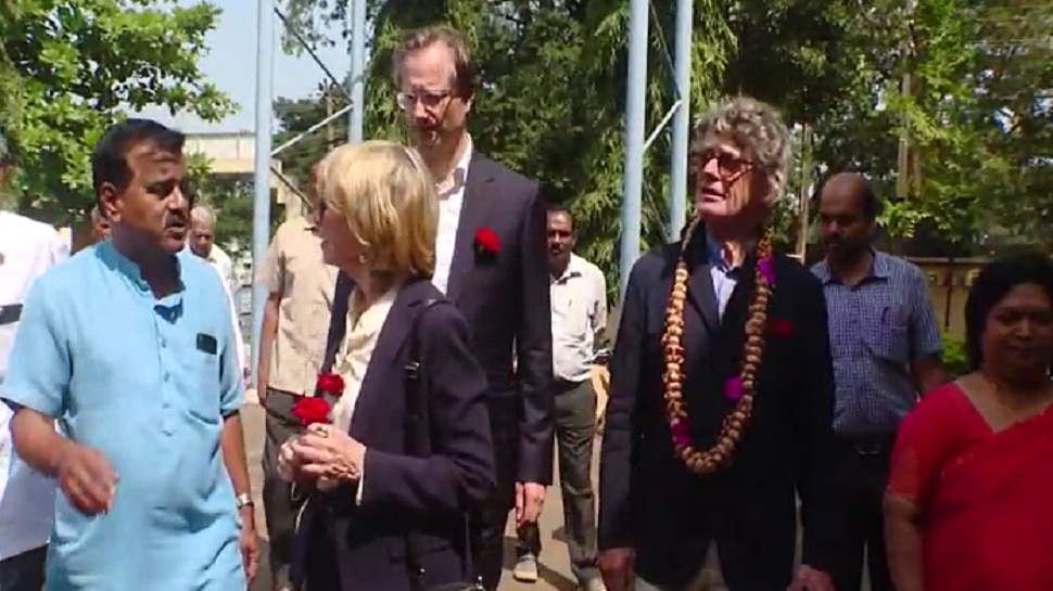 Reverend Ferdinand Kittel family visited to Dharwad ಗಿರಿಯಜ್ಜನ ಕುರುಹು