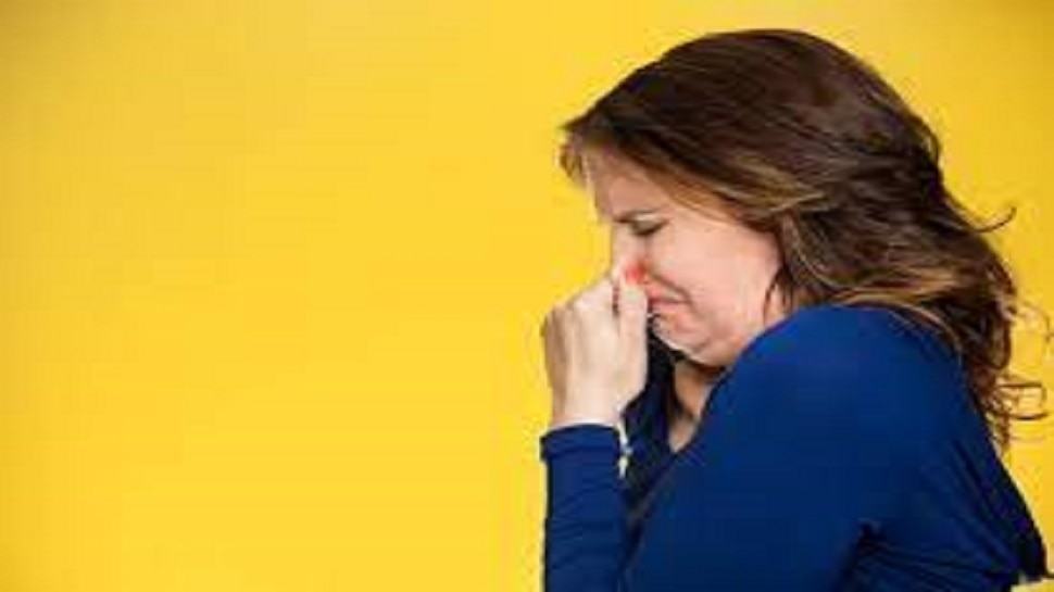 Home Remedies for Mouth Smell: ಬಾಯಿಯ ದುರ್ವಾಸನೆ ತಡೆಯಲು ಅಡುಗೆಮನೆಯಲ್ಲಿದೆ ಈ ಸುಲಭ ಪರಿಹಾರ