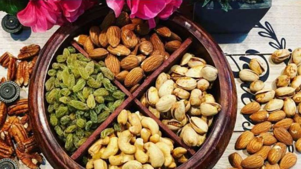 Best dry fruits to get rid from Uric Acid ಯೂರಿಕ್ ಆಸಿಡ್ ಸಮಸ್ಯೆಗೆ