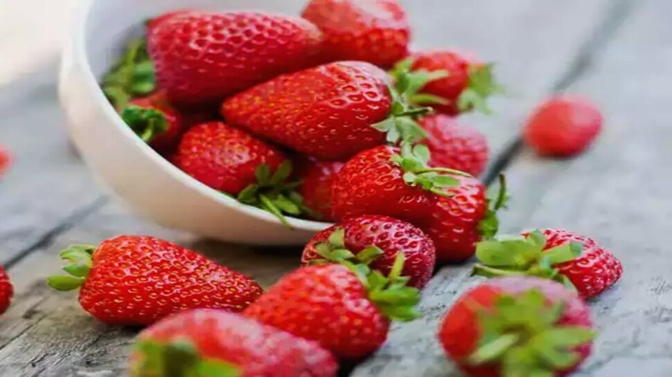 Strawberries Are A Bit Expensive But Are Very Beneficial For Health