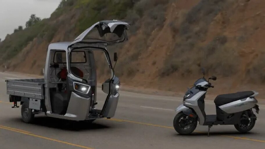 hero motocrop introduces special three wheeler hero surge s32 ...