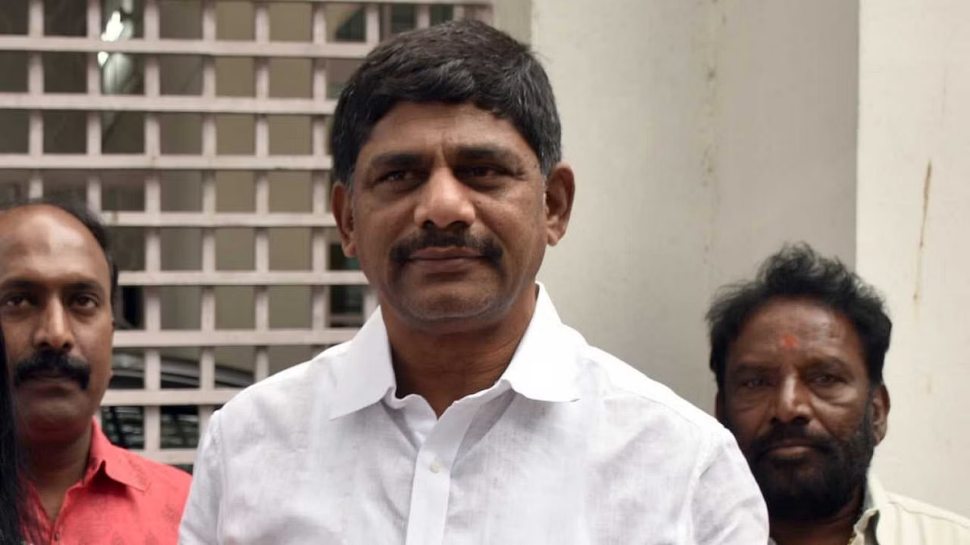 ಪೆನ್ ಡ್ರೈವ್ ಪ್ರಕರಣದಿಂದ ನುಣುಚಿಕೊಳ್ಳಲು ಶಿವಕುಮಾರ್ ವಿರುದ್ಧ ಅನಗತ್ಯ ಆರೋಪ ಮಾಡ್ತಿದ್ದಾರೆ: ಡಿ.ಕೆ. ಸುರೇಶ್