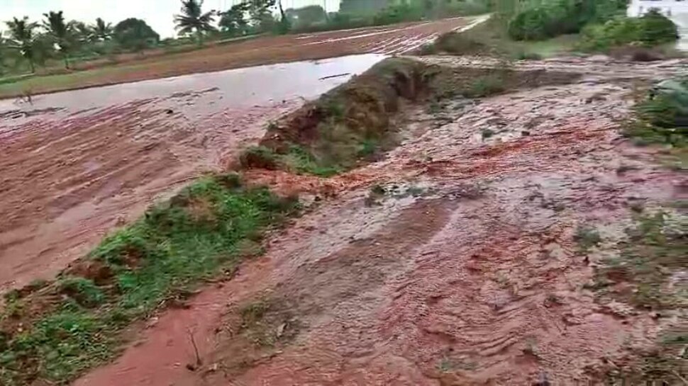 Rain destroyed crops in chamarajanagar district | ಜೋರು ಮಳೆಗೆ ಕೊಚ್ಚಿಹೋದ ...
