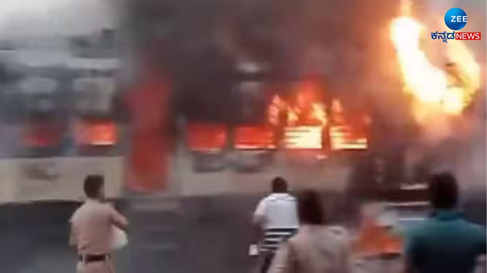 Ghaziabad Fire: ಗಾಜಿಯಾಬಾದ್‌ನ ಮೂರು ಅಂತಸ್ತಿನ ಕಟ್ಟಡದಲ್ಲಿ ಅಗ್ನಿ ಅವಘಡ, ಐವರು ಸಜೀವ ದಹನ 