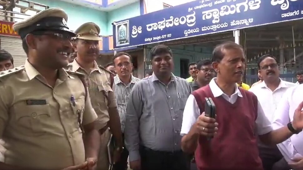 ತುಂಗಭದ್ರಾ ನದಿಯಲ್ಲಿ ಪ್ರವಾಹ ನಿರೀಕ್ಷೆ:  ಮಳೆ, ಪ್ರವಾಹ ಎದುರಿಸಲು ಸನ್ನದ್ದವಾಗಿರಲು ಅಧಿಕಾರಿಗಳೊಂದಿಗೆ ಸಭೆ