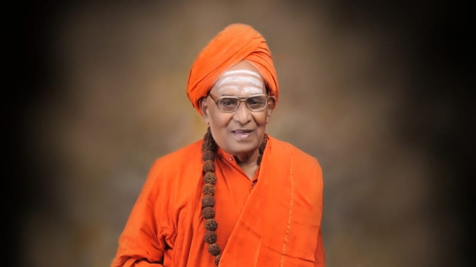 ಜೋಳಿಗೆ ಮೂಲಕ ‘ದುಶ್ಚಟಗಳ ಭಿಕ್ಷೆ' ಪಡೆದ ಡಾ.ಮಹಾಂತ ಶಿವಯೋಗಿಗಳು