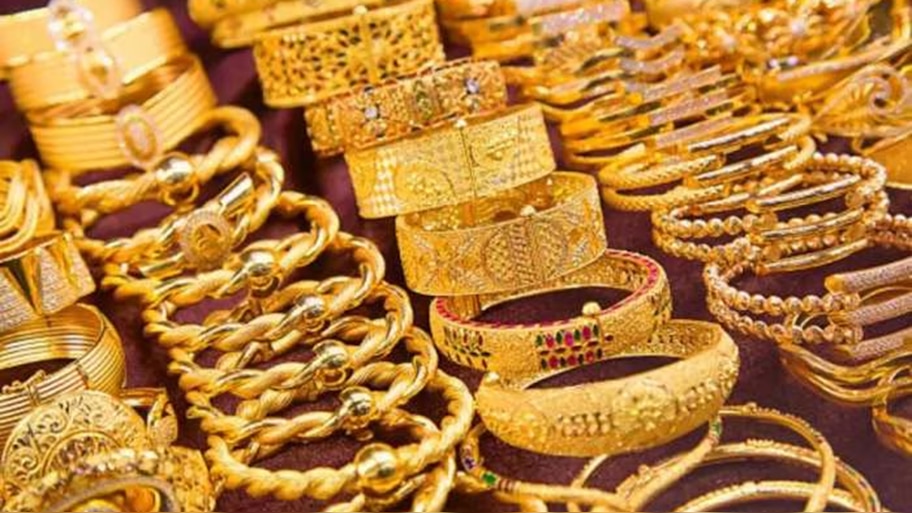 Gold Purchase: ಪ್ಯಾನ್ ಕಾರ್ಡ್ ಇಲ್ಲದೆ ನೀವು ಎಷ್ಟು ಚಿನ್ನ ಖರೀದಿಸಬಹುದು ಗೊತ್ತಾ? 