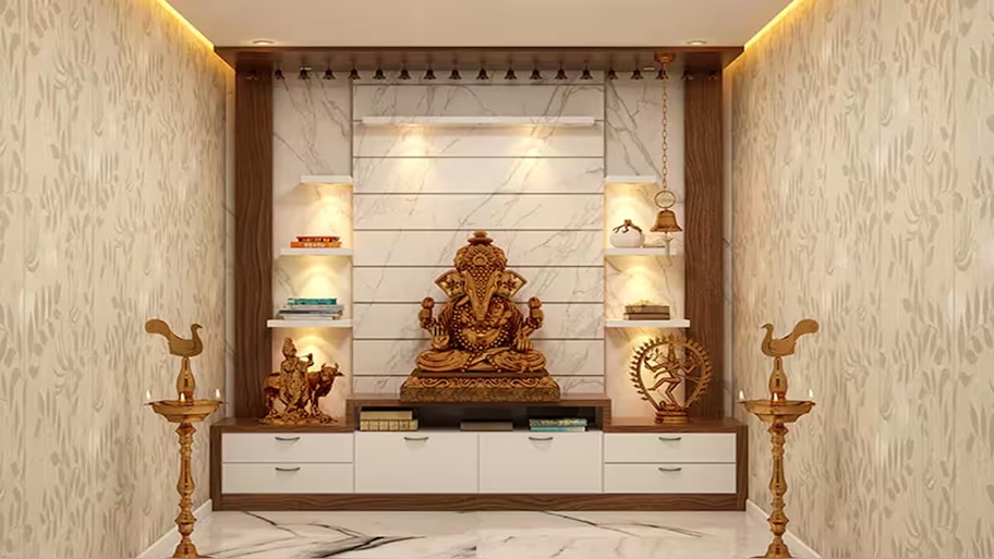 Vastu Tips: ವಾರದ ಈ ದಿನ ಮತ್ತು ತಿಂಗಳದ ಈ ದಿನದಂದು ದೇವಾಲಯದಲ್ಲಿ ಪೂಜೆಯನ್ನು ಮಾಡಬೇಕು