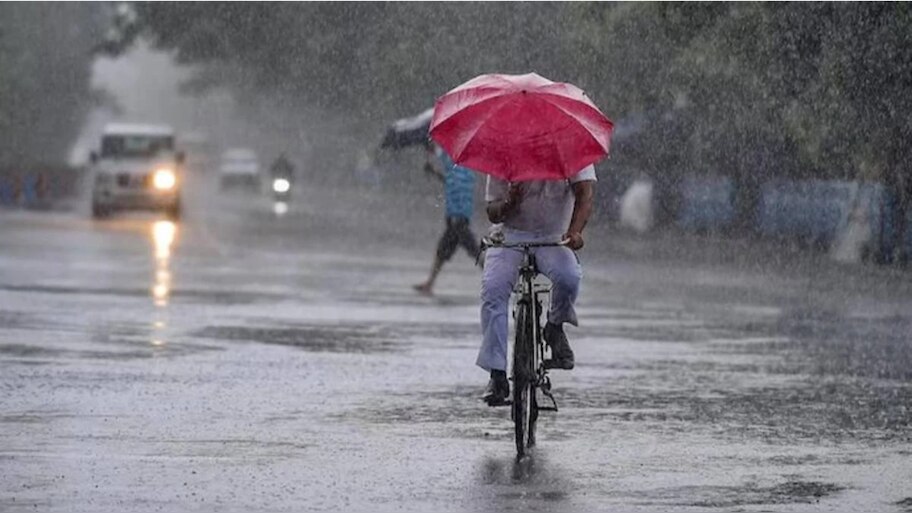 Karnataka Weather Report: ರಾಜ್ಯದಲ್ಲಿ 5 ದಿನ ಭಾರೀ ಮಳೆ, ಈ ಜಿಲ್ಲೆಗಳಿಗೆ ಯೆಲ್ಲೋ, ಆರೆಂಜ್‌ ಅಲರ್ಟ್‌!