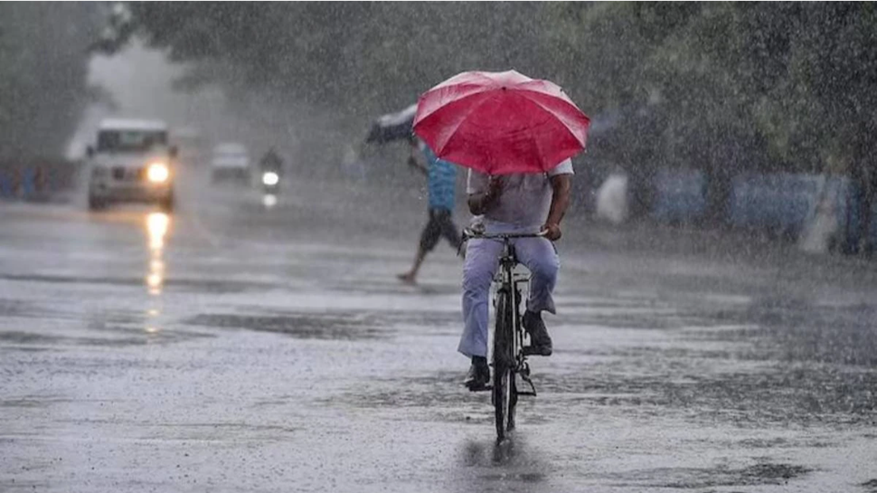 Karnataka Weather Report: ರಾಜ್ಯದಲ್ಲಿ 5 ದಿನ ಭಾರೀ ಮಳೆ, ಈ ಜಿಲ್ಲೆಗಳಿಗೆ ಯೆಲ್ಲೋ, ಆರೆಂಜ್ ಅಲರ್ಟ್! Karnataka Weather Report: ರಾಜ್ಯದಲ್ಲಿ 5 ದಿನ ಭಾರೀ ಮಳೆ, ಈ ಜಿಲ್ಲೆಗಳಿಗೆ ಯೆಲ್ಲೋ, ಆರೆಂಜ್ ಅಲರ್ಟ್!