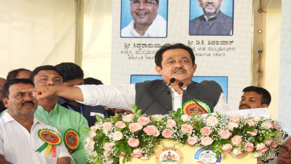 ಕಾಂಗ್ರೆಸ್ ಅಧಿಕಾರದಲ್ಲಿ ಮಾತ್ರ ಅಲ್ಪಸಂಖ್ಯಾತರ ಅಭಿವೃದ್ಧಿಗೆ ಒತ್ತು: ಜಮೀರ್ ಅಹಮದ್ ಖಾನ್ ಕಾಂಗ್ರೆಸ್ ಅಧಿಕಾರದಲ್ಲಿ ಮಾತ್ರ ಅಲ್ಪಸಂಖ್ಯಾತರ ಅಭಿವೃದ್ಧಿಗೆ ಒತ್ತು: ಜಮೀರ್ ಅಹಮದ್ ಖಾನ್