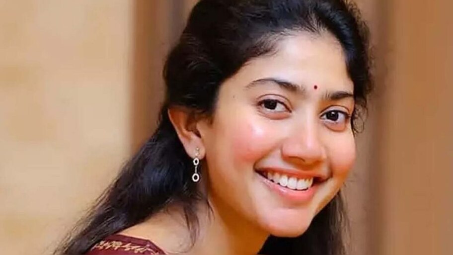 ಆ ನಟನ ಜೊತೆ ಸಾಯಿ ಪಲ್ಲವಿ... ಈ ಸುದ್ದಿಗಾಗಿ ಕಾದು ಕುಳಿತಿದ್ದ ಫ್ಯಾನ್ಸ್‌ ಗೆ ಬಿಗ್‌ ಸರ್‌ಪ್ರೈಸ್ !