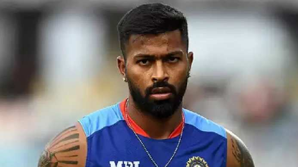 IND vs BAN: ಹಾರ್ದಿಕ್ ಪಾಂಡ್ಯ ಬದಲು ಬಾಂಗ್ಲಾದೇಶದ ವಿರುದ್ಧ ಈ ಆಟಗಾರನಿಗೆ ಪಾದಾರ್ಪಣೆ ಮಾಡುವ ಅವಕಾಶ! IND vs BAN: ಹಾರ್ದಿಕ್ ಪಾಂಡ್ಯ ಬದಲು ಬಾಂಗ್ಲಾದೇಶದ ವಿರುದ್ಧ ಈ ಆಟಗಾರನಿಗೆ ಪಾದಾರ್ಪಣೆ ಮಾಡುವ ಅವಕಾಶ!