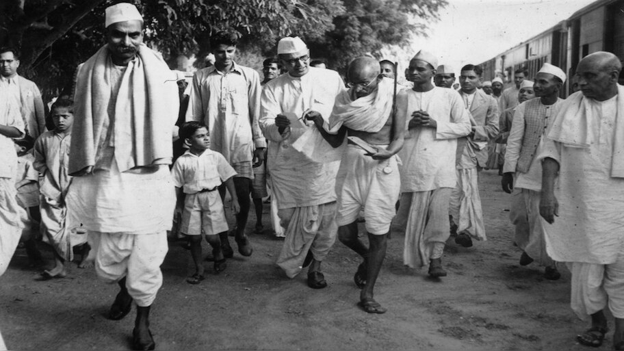ಕರುನಾಡಿನಲ್ಲಿ ಮಹಾತ್ಮ ಗಾಂಧಿಜೀ ಹೆಜ್ಜೆ ಗುರುತುಗಳು