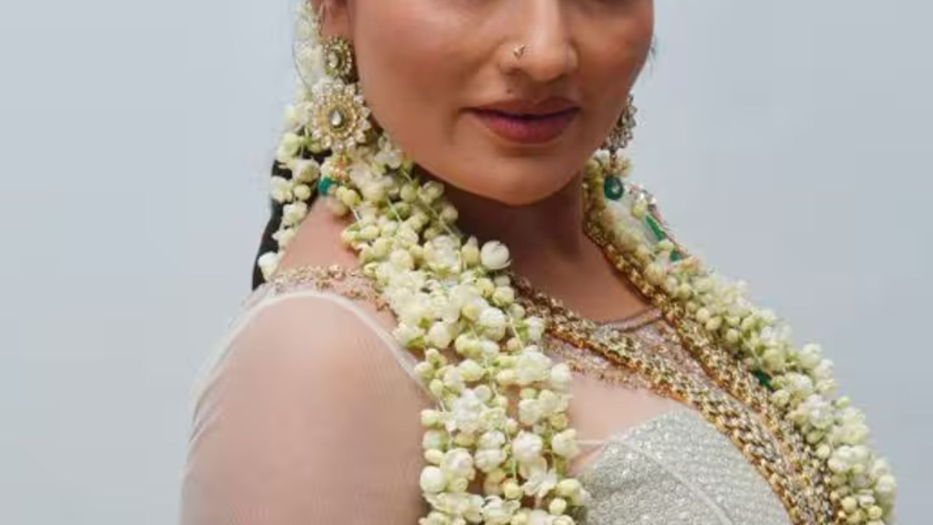"ಆ ರೀತಿಯ ಸಿನಿಮಾಗಳಲ್ಲಿ ನಟಿಸೋಕೆ ಆಫರ್ಗಳು ಬರುತ್ತಿವೆ" ಖ್ಯಾತ ನಟಿ ರಮ್ಯ ಸೆನ್ಸೇಷನಲ್ ಕಾಮೆಂಟ್! "ಆ ರೀತಿಯ ಸಿನಿಮಾಗಳಲ್ಲಿ ನಟಿಸೋಕೆ ಆಫರ್ಗಳು ಬರುತ್ತಿವೆ" ಖ್ಯಾತ ನಟಿ ರಮ್ಯ ಸೆನ್ಸೇಷನಲ್ ಕಾಮೆಂಟ್!