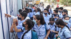 10ನೇ ತರಗತಿ ವಿದ್ಯಾರ್ಥಿಗಳಿಗೆ ಬಿಗ್ ರಿಲೀಫ್! ಈ ಬಾರಿ mathsನಲ್ಲಿ ಸಿಗಲಿದೆ ವಿನಾಯಿತಿ !CBSE ಹೊರಡಿಸಿದ ಸುತ್ತೋಲೆಯ ಸಂಪೂರ್ಣ ವಿವರ !  