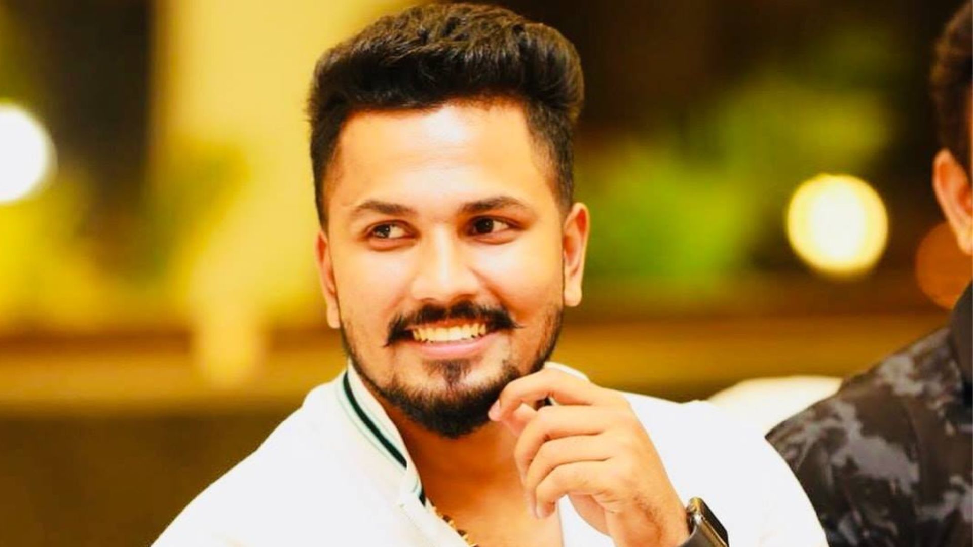 Bigg Boss Kannada Season 11 Wild card Entry Rajath Bujji Wife Also Famous | ಬಿಗ್‌ಬಾಸ್‌ ಮನೆಯ ವೈಲ್ಡ್‌ ಕಾರ್ಡ್‌ ಎಂಟ್ರಿ ರಜತ್‌ ಪತ್ನಿ ಇವರೇ! ರಿಯಾಲಿಟಿ ಶೋಗಳಲ್ಲಿ ಮಿಂಚಿದ್ದ ಬ್ಯೂಟಿ ...